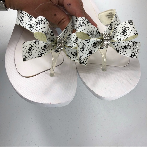 New Guess white slippers size 35 (#30) - Picture 6 of 8